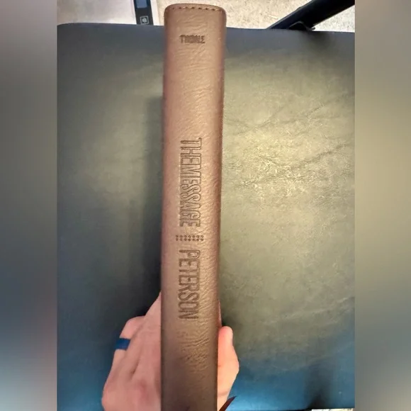 The Message Bible Eugene H. Peterson Brown Leather NavPress Tyndale. Like new - Picture 2 of 9